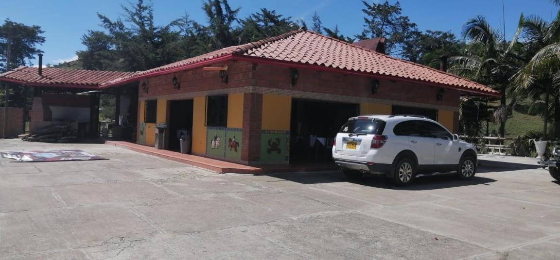 Hotel El Potrillo El Penol  Exterior foto